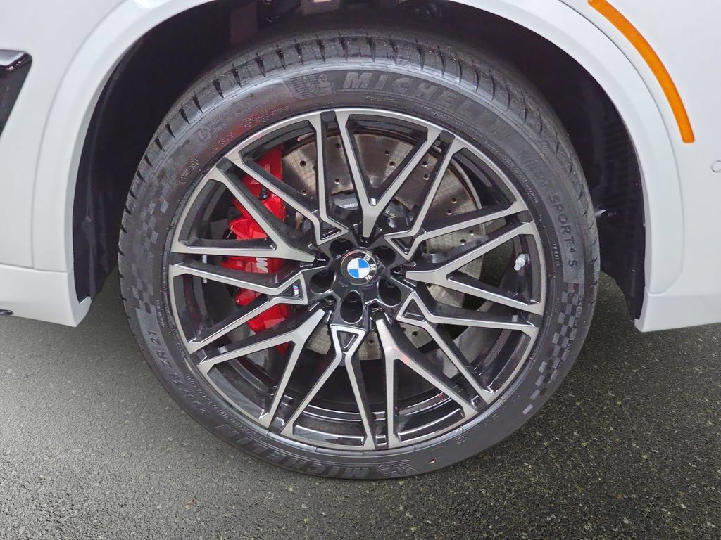 New 2026 BMW X5 M Competition w/ Executive Package AWD/4WD image 32