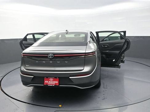 Certified 2023 Toyota Crown AWD/4WD image 42