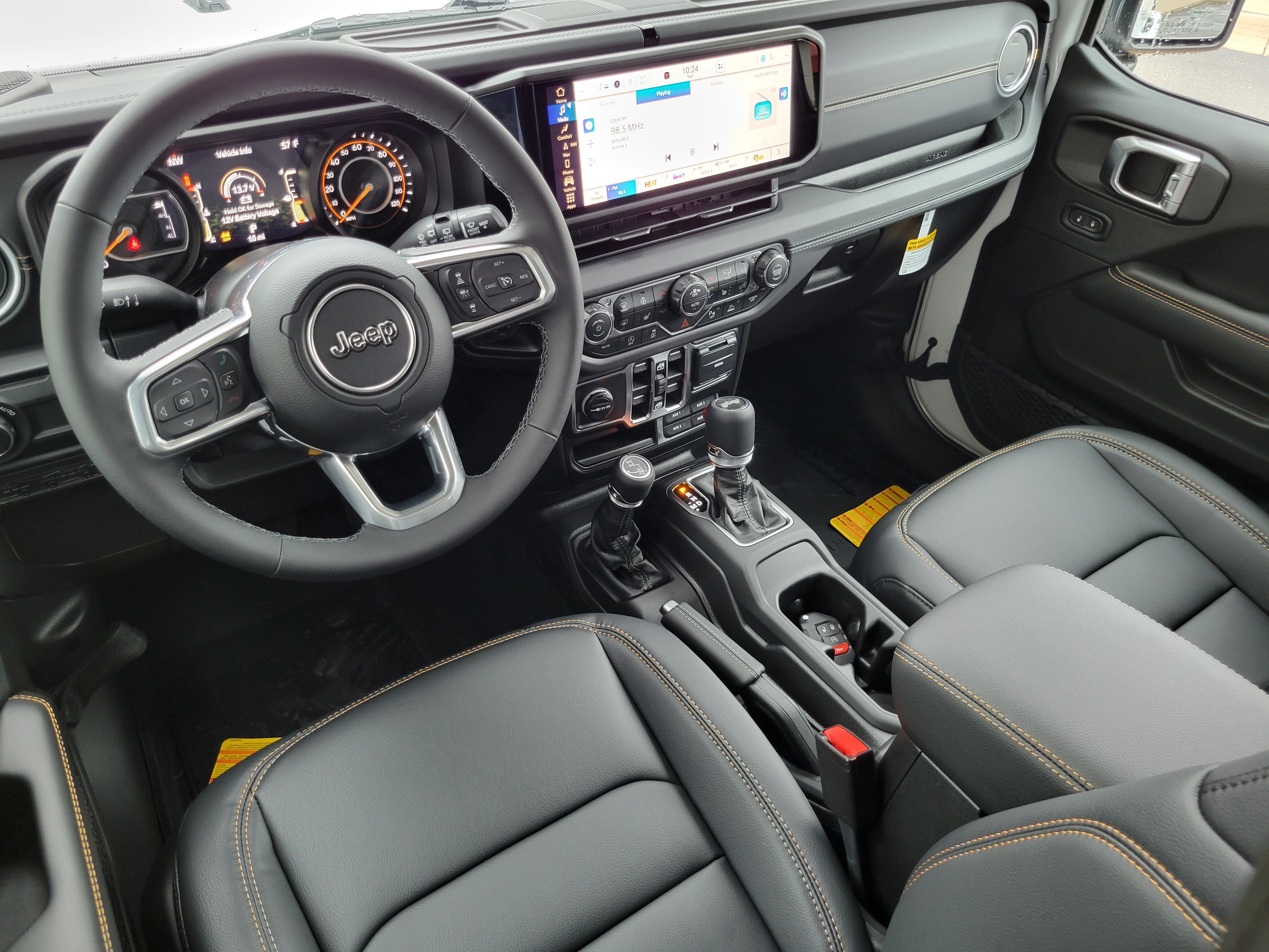 New 2027 Jeep Wrangler Unlimited Sahara AWD/4WD image 19
