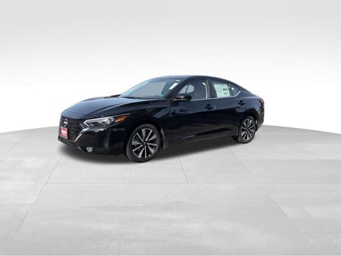 New 2025 Nissan Sentra SV w/ SV Premium Package image 9