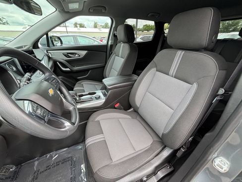 Used 2025 Chevrolet Blazer LT FWD image 36