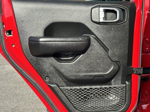 Used 2020 Jeep Gladiator Sport w/ Quick Order Package 24S image 22