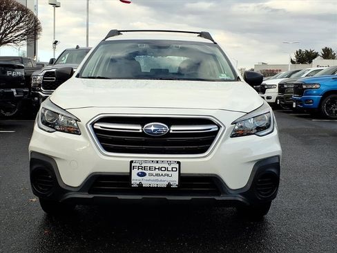 Used 2019 Subaru Outback 2.5i image 2