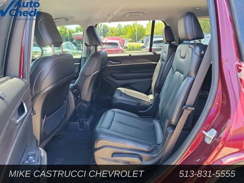 Used 2023 Jeep Grand Cherokee L Limited w/ Luxury Tech Group II AWD/4WD image 26