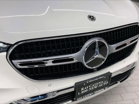 Certified 2024 Mercedes-Benz GLC 300 4MATIC image 22