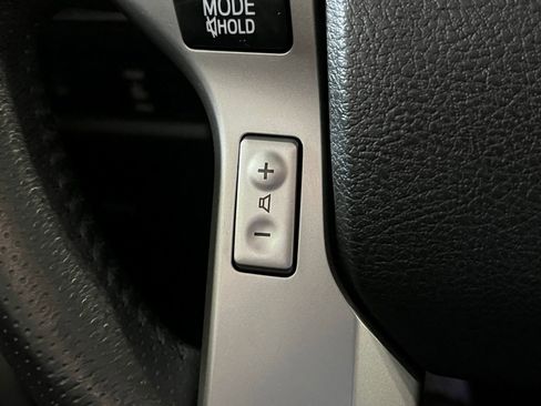 Used 2016 Toyota 4Runner Limited AWD/4WD image 36