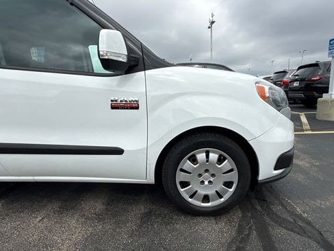 Used 2019 RAM ProMaster City Tradesman SLT FWD image 15