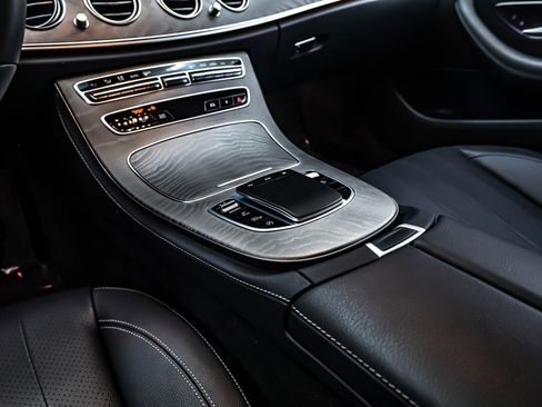 Certified 2022 Mercedes-Benz E 350 Sedan image 7