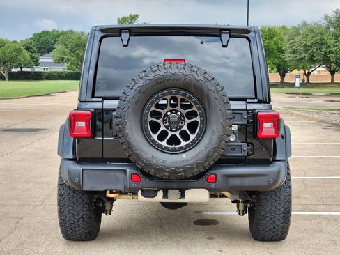 Used 2022 Jeep Wrangler Unlimited Rubicon w/ Xtreme Recon 35" Tire Package AWD/4WD image 5