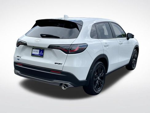 Certified 2026 Honda HR-V Sport image 6