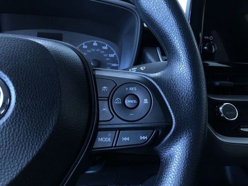 Certified 2025 Toyota Corolla LE image 26