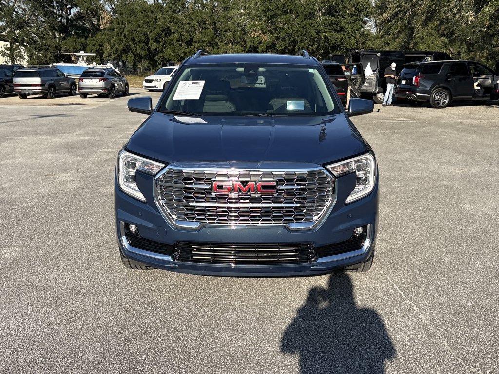 Used 2024 GMC Terrain Denali w/ LPO, Floor Liner Package AWD/4WD image 3