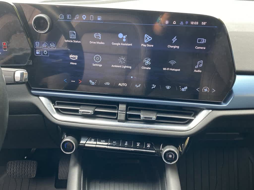 Used 2024 Chevrolet Equinox EV LT w/ LPO, Blackout Package AWD/4WD image 23