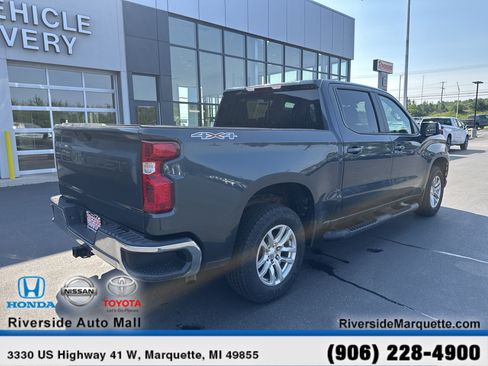 Used 2021 Chevrolet Silverado 1500 LT AWD/4WD image 9