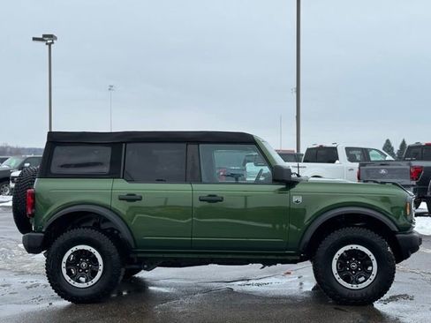 Used 2023 Ford Bronco Big Bend w/ Sasquatch Package image 35