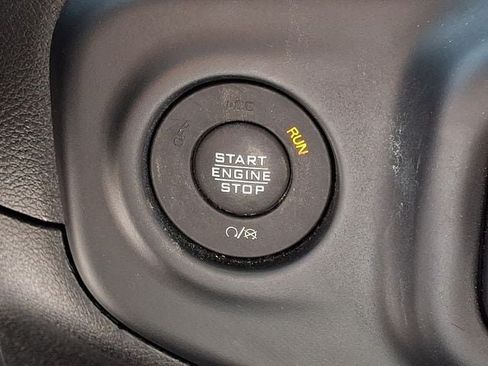 Used 2021 Jeep Wrangler Unlimited Sahara w/ LED Lighting Group AWD/4WD image 29