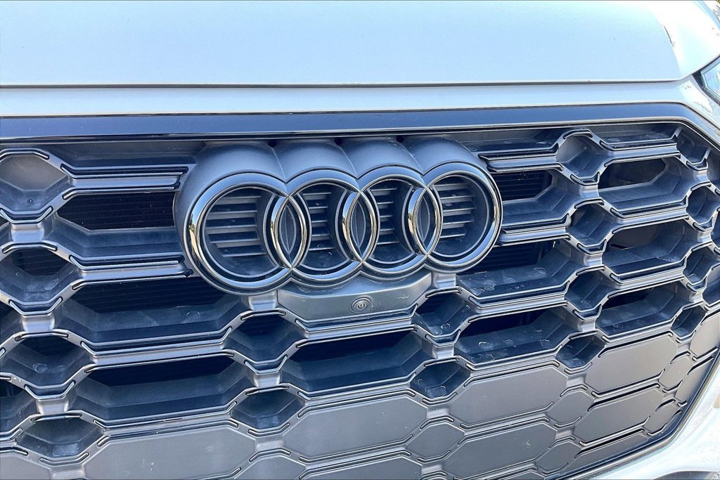 Used 2024 Audi SQ5 Premium Plus w/ Premium Plus Package AWD/4WD image 8
