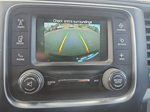 Used 2017 RAM 1500 Express AWD/4WD image 16