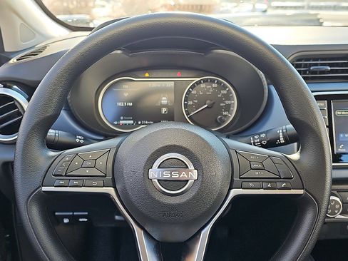 Certified 2025 Nissan Versa SV w/ Trunk Package image 19