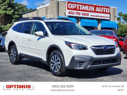 Used 2022 Subaru Outback Premium image 1