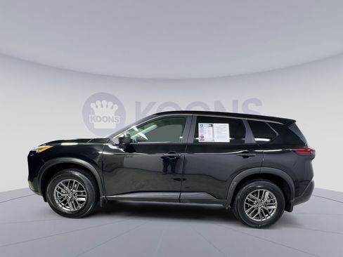 Used 2023 Nissan Rogue S image 8