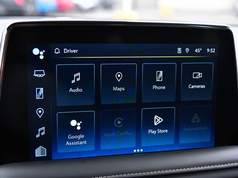 Used 2023 Chevrolet Suburban Premier image 21