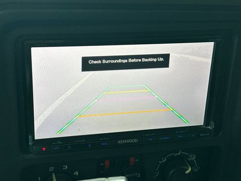 Used 2006 Chevrolet Silverado 2500 LT w/ Heavy-Duty Power Package image 18