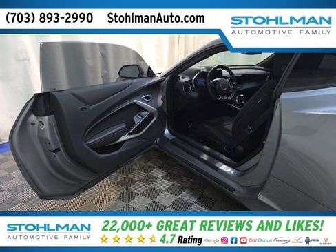 Used 2023 Chevrolet Camaro LT RWD image 11