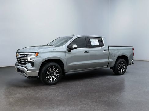 Used 2025 Chevrolet Silverado 1500 LTZ w/ Max Trailering Package AWD/4WD image 7