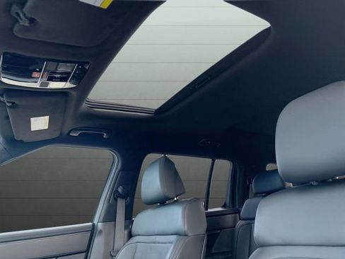 Used 2024 Hyundai Santa Fe Calligraphy image 26