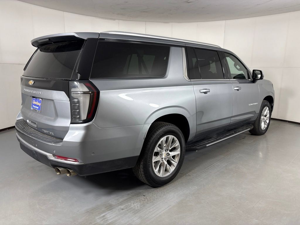 Certified 2025 Chevrolet Suburban Premier RWD image 10