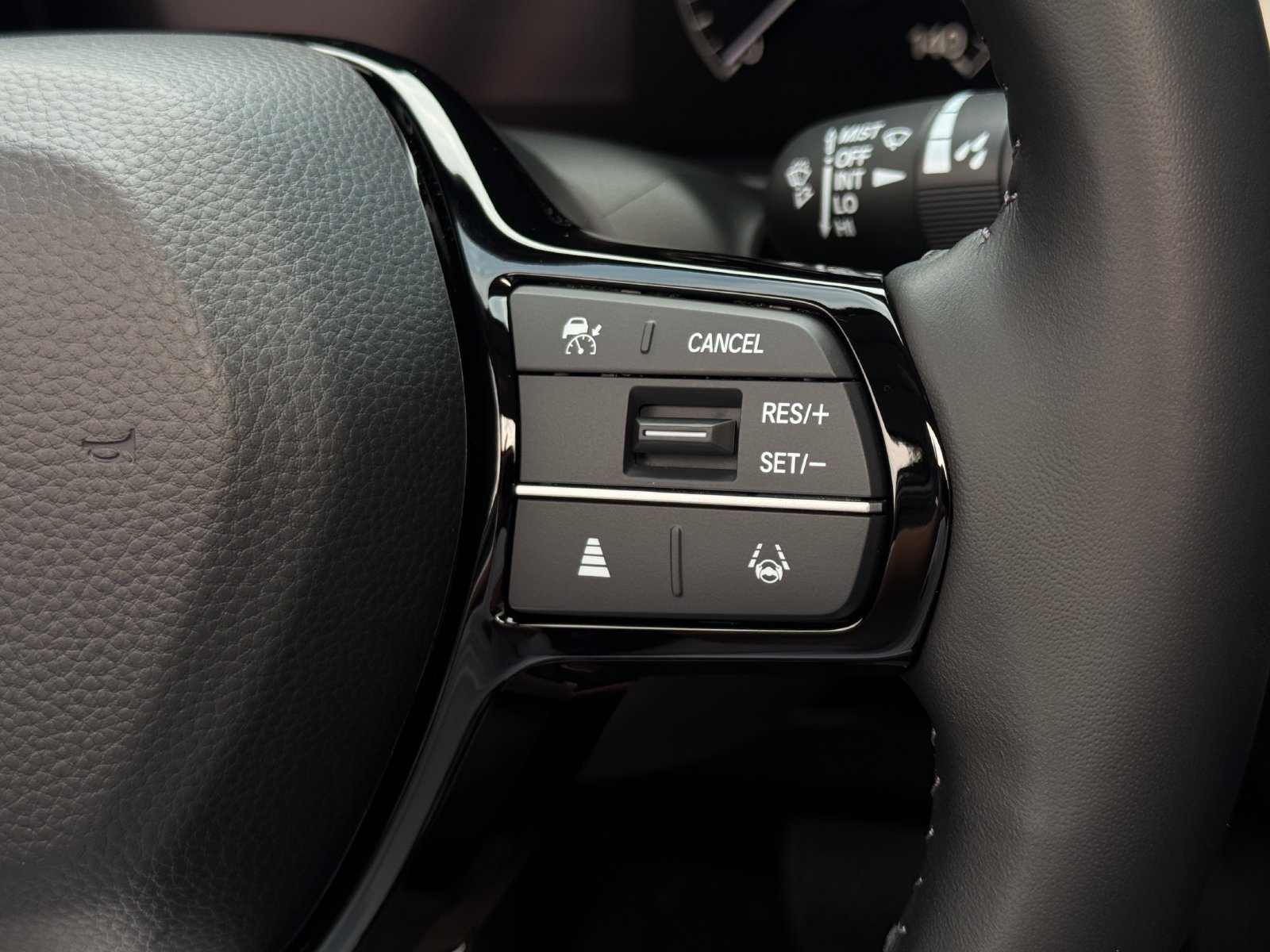 New 2027 Honda HR-V EX-L image 18