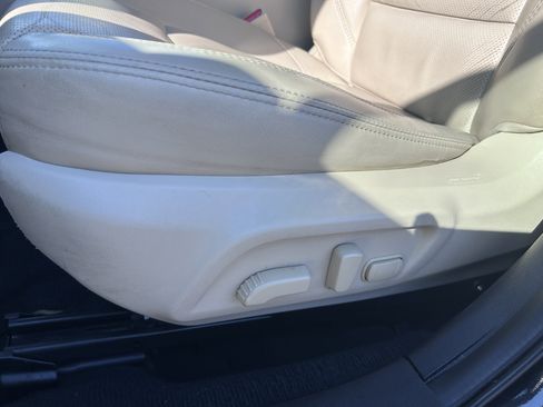 Used 2018 Subaru Outback 2.5i Limited image 23