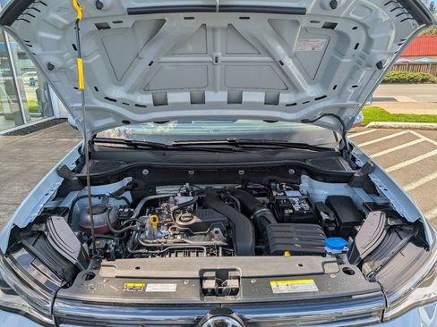 New 2026 Volkswagen Taos SEL image 36