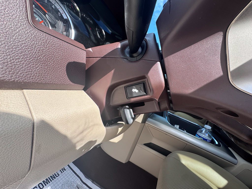 Used 2018 RAM 1500 Laramie w/ Convenience Group RWD image 29