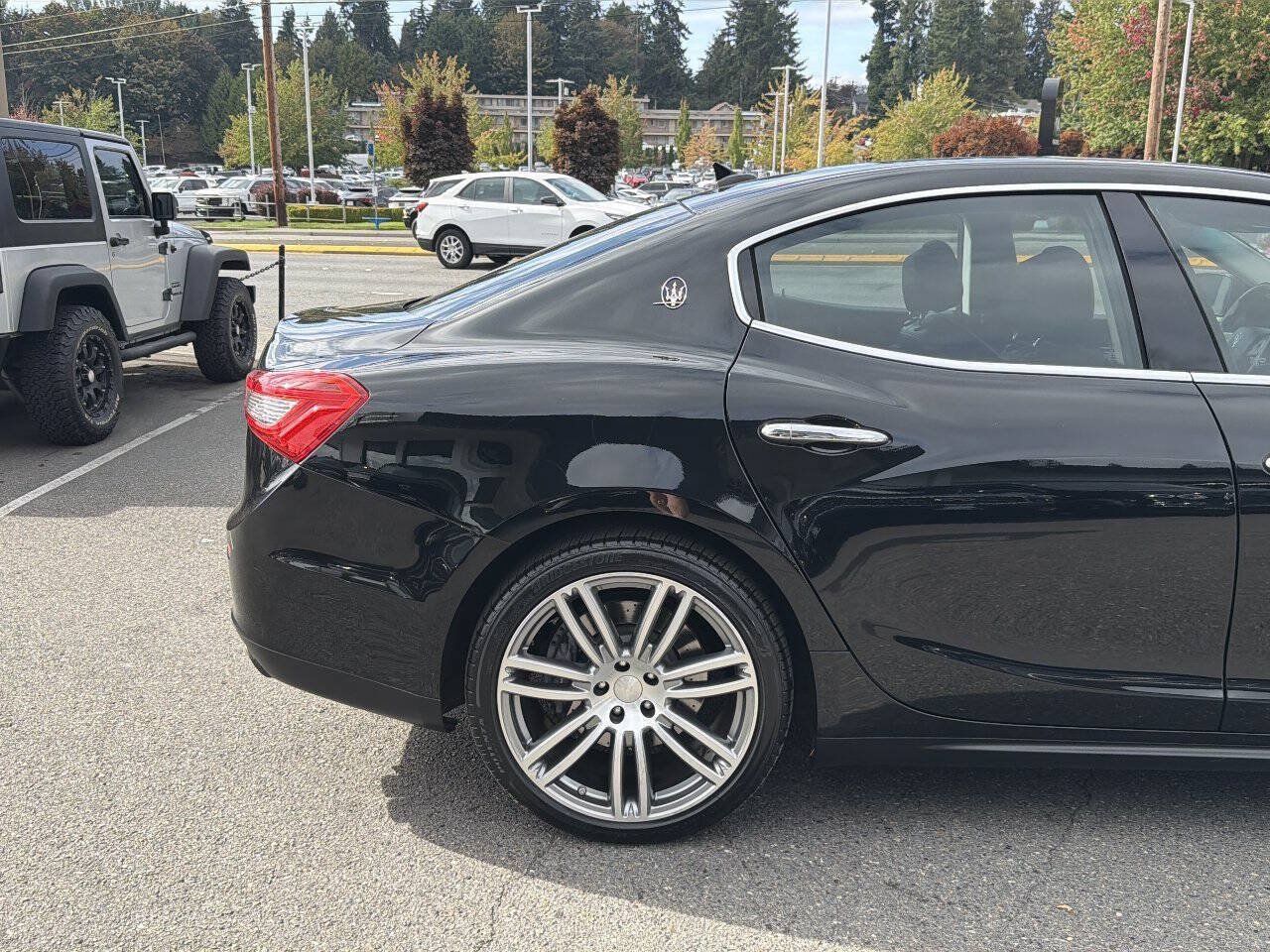 Used 2015 Maserati Ghibli S Q4 AWD/4WD image 10