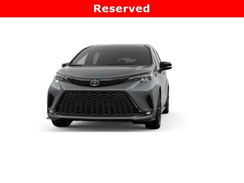New 2026 Toyota Sienna XSE image 18
