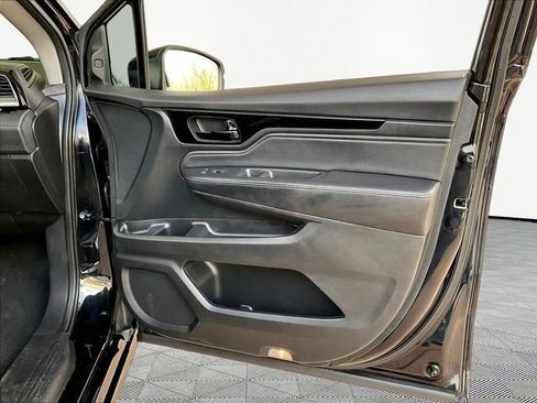 Used 2023 Honda Odyssey Touring image 29
