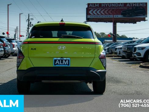 Used 2024 Hyundai Kona SEL image 6