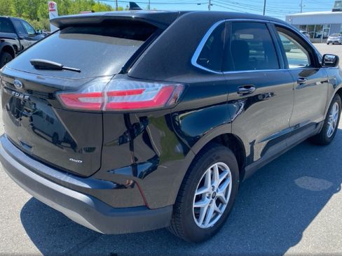 Used 2023 Ford Edge SEL AWD/4WD image 3