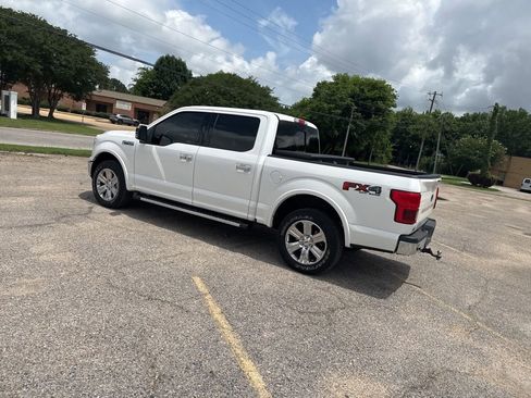 Used 2020 Ford F150 Lariat w/ Equipment Group 502A Luxury AWD/4WD image 11