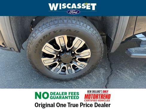 Used 2024 GMC Sierra 3500 Denali w/ Denali Reserve Package image 30