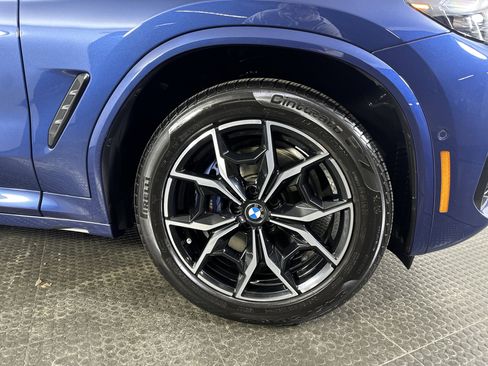 Certified 2025 BMW X4 M40i w/ Premium Package image 4