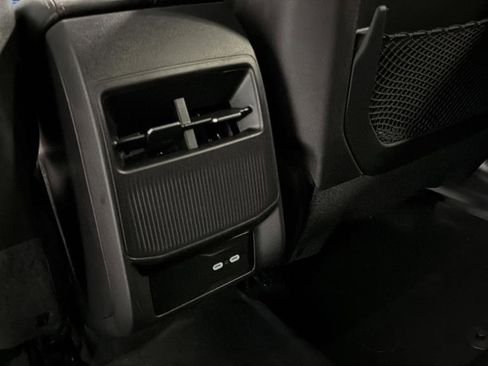 Used 2025 Jeep Wagoneer S Limited image 17