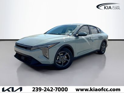 New 2026 Kia K4 LXS