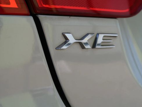 Used 2017 Jaguar XE First Edition image 53