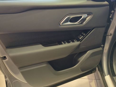 New 2026 Land Rover Range Rover Velar Dynamic SE AWD/4WD image 11