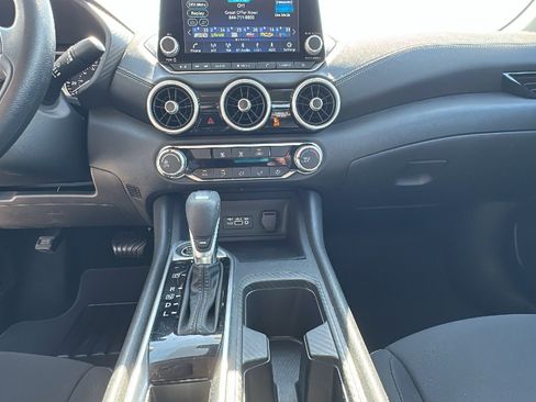 Certified 2024 Nissan Sentra SV w/ Trunk Package image 20