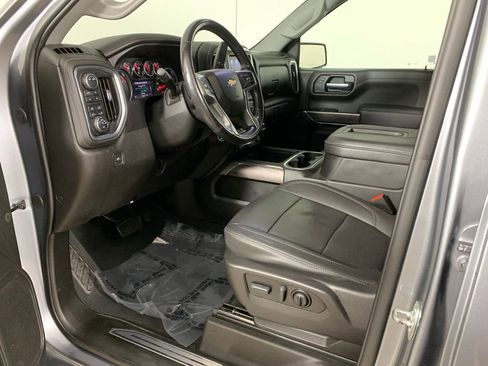 Used 2021 Chevrolet Silverado 1500 LTZ AWD/4WD image 31