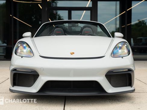 Used 2021 Porsche 718 Boxster Spyder RWD image 5